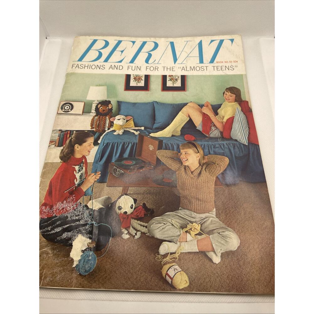 VTG Bernat Fashions & Fun for Almost Teens 1957 Knitting Book #59 Sweaters Tops